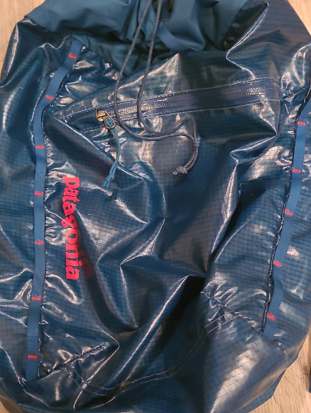 Patagonia Blue Black Hole Backpack With Cinch Top - Rare!